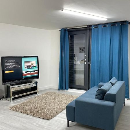 Wharf Inn Premier Apartment Central Manchester - Free Private Parking Exteriör bild