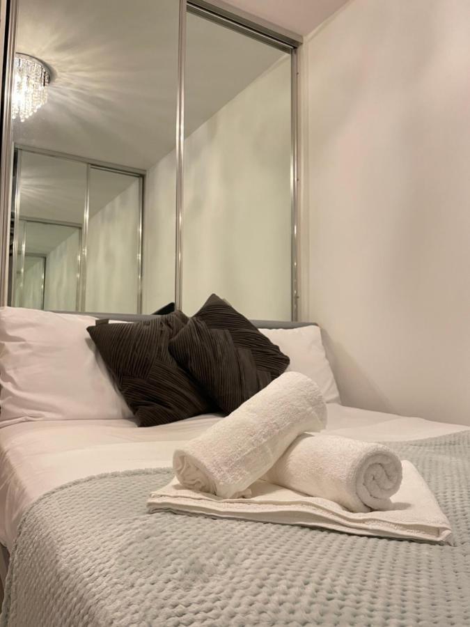 Wharf Inn Premier Apartment Central Manchester - Free Private Parking Exteriör bild