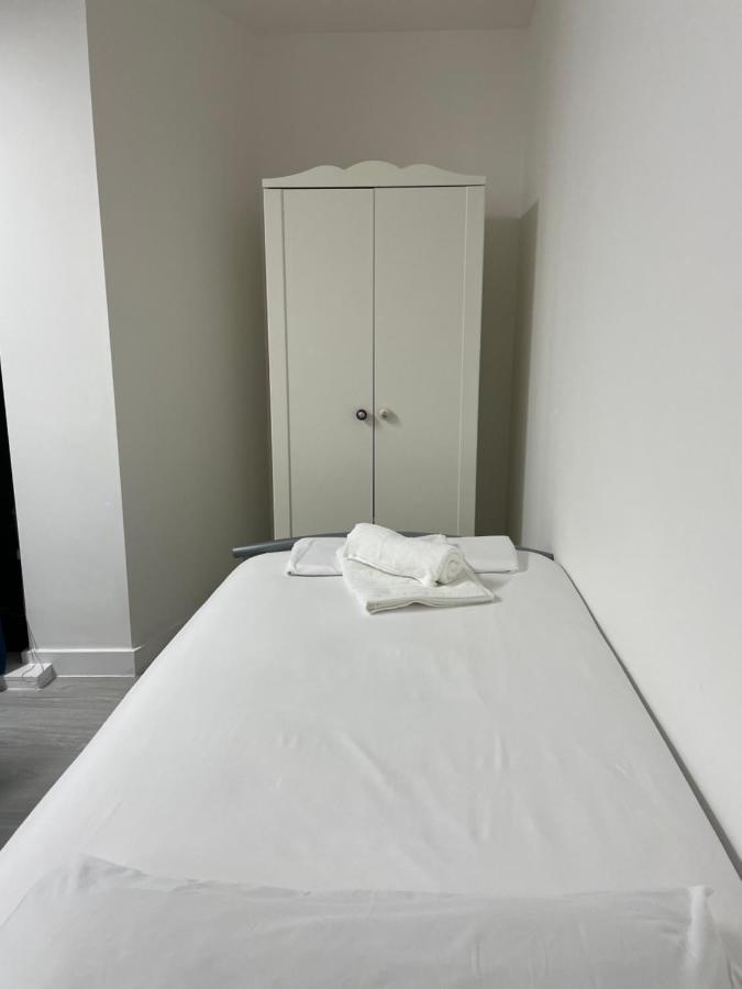 Wharf Inn Premier Apartment Central Manchester - Free Private Parking Exteriör bild