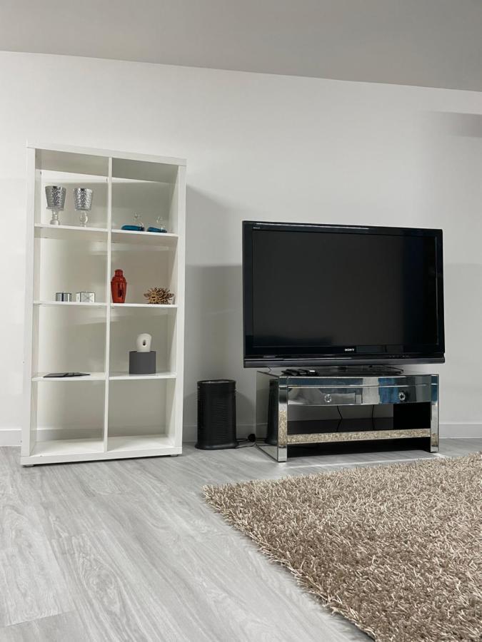Wharf Inn Premier Apartment Central Manchester - Free Private Parking Exteriör bild